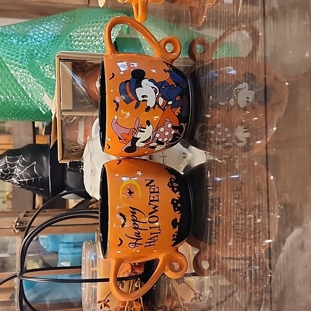 Disney Halloween Mug Set